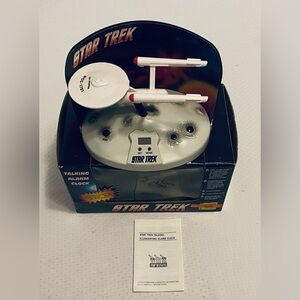 1993 Star Trek Talking Alarm Clock, Works !